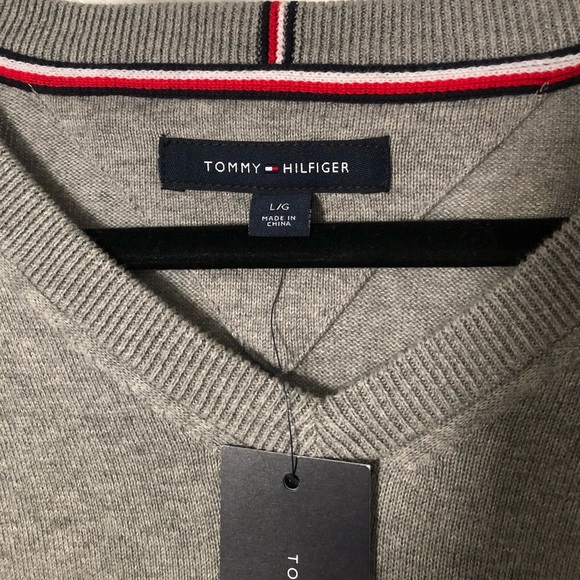 Mens Size Large Grey Tommy Hilfiger Sweater - Picture 3 of 4
